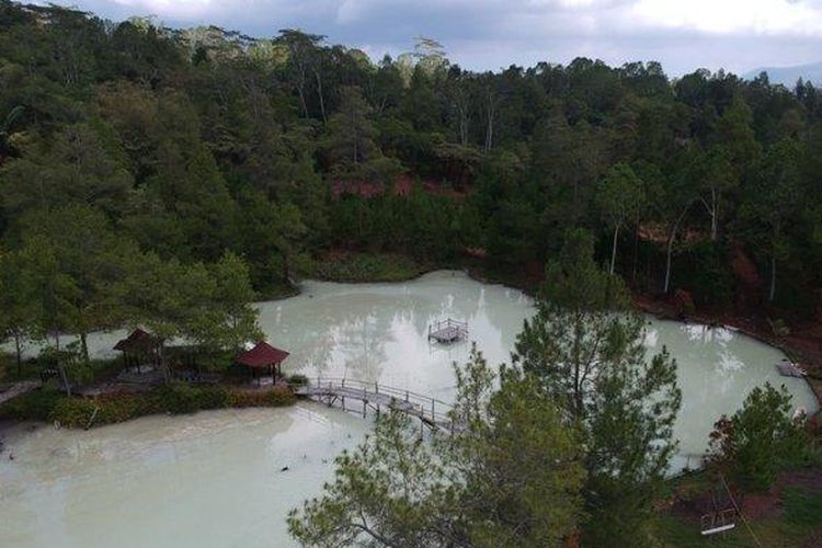 Hutan Pinus Lahendong Tomohon: Daya Tarik, Harga Tiket, dan Jam Buka